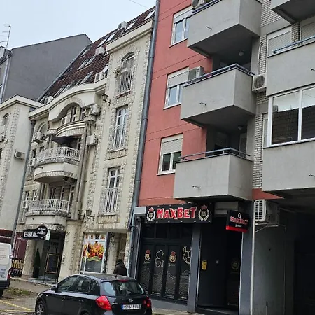 Center Lux Marijana
