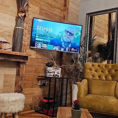 Center Lux Marijana * ノヴィ・サド