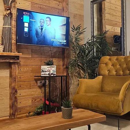 Center Lux Marijana *