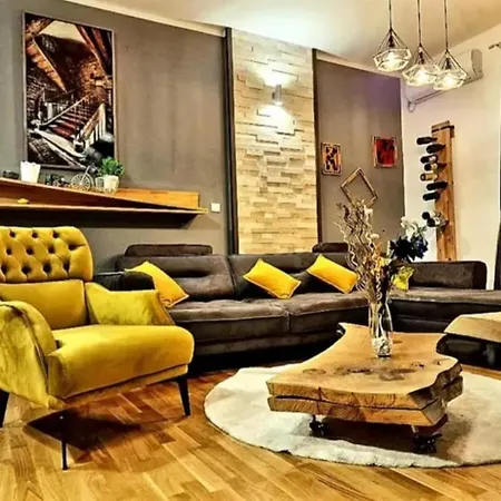 Center Lux Marijana ノヴィ・サド